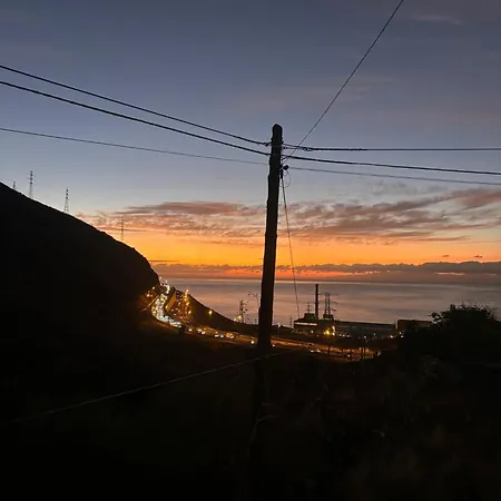 Casa Bella Terraza Con Vistas Al Mar Y Parking Privado Nyaraló